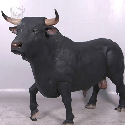Скульптура коровы из смолы в натуральную величину, ручная роспись, статуя быка из стекловолокна для наружного украшения